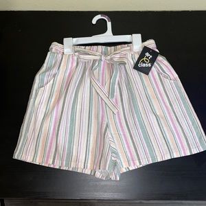 Girls belted linen shorts